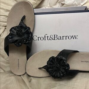 Croft & Barrow Black Sandals with Floral Embellishment